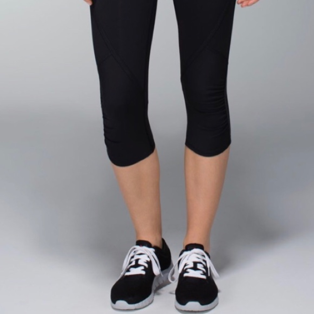 Lululemon Run Pace Crop Leggings Size 4 - Picture 2 of 5